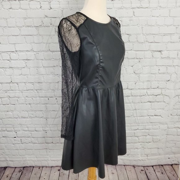 ONLY Sara Faux Leather Mix Dress Black 4 NWT - Picture 5 of 7